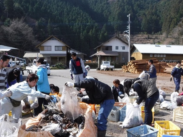 &ldquo;Small things add up&rdquo;: The Japanese town leading the zero-waste charge