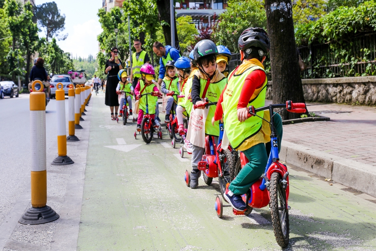 Resource provides guidance on designing streets for children - Smart Cities World
